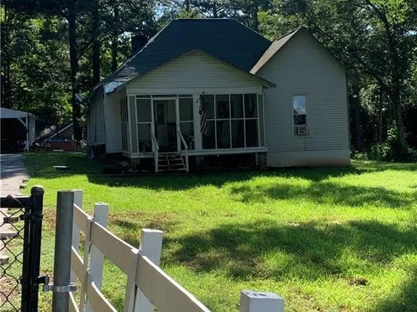6170 Stagecoach Rd, Rex, GA 30273