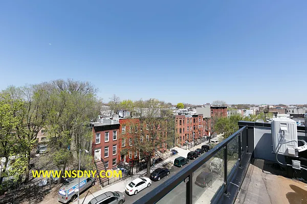 Sold by One Home Line Realty | media 17