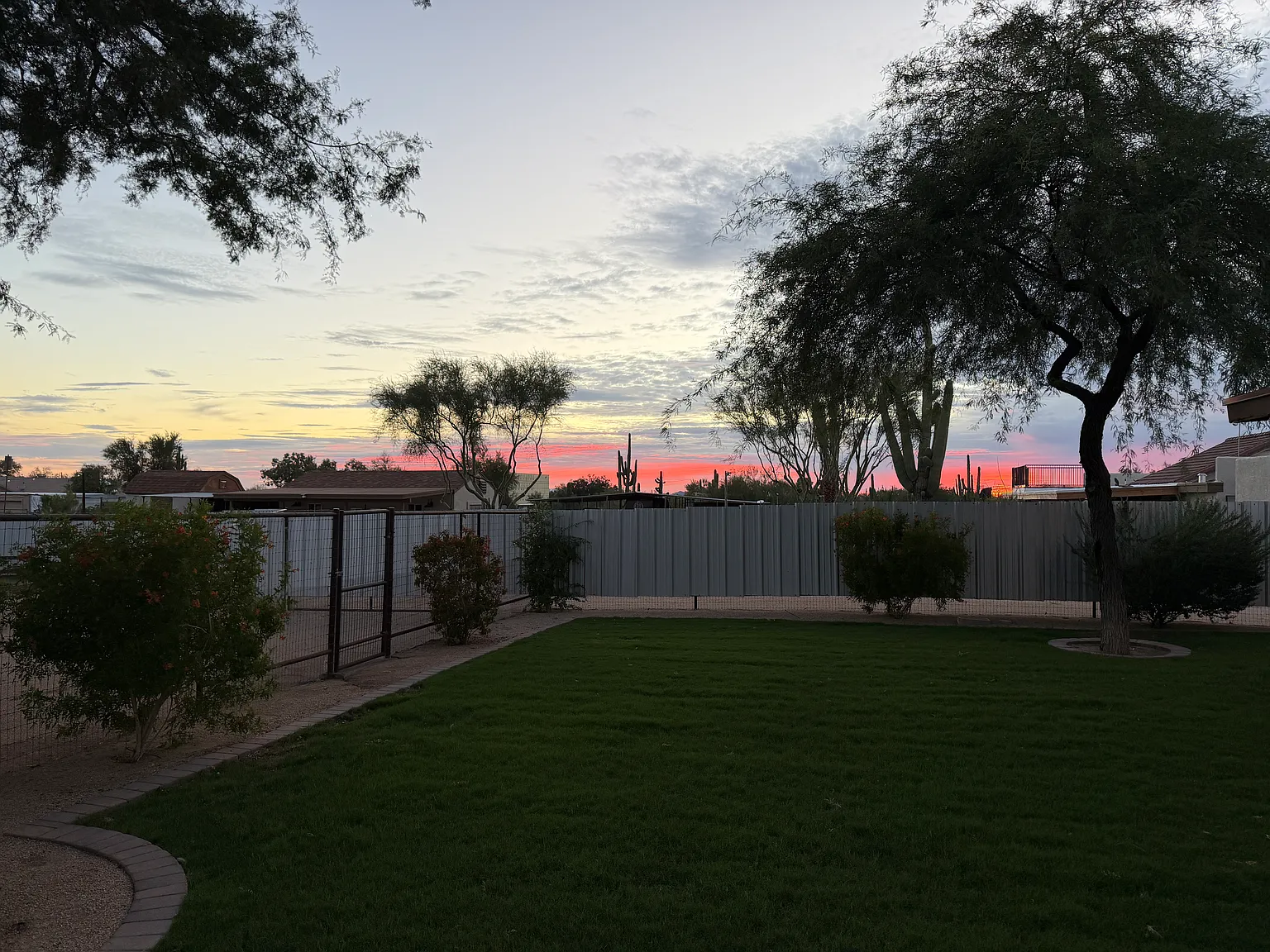 3 bed, 1836 sqft, $4,799 — Photo 2