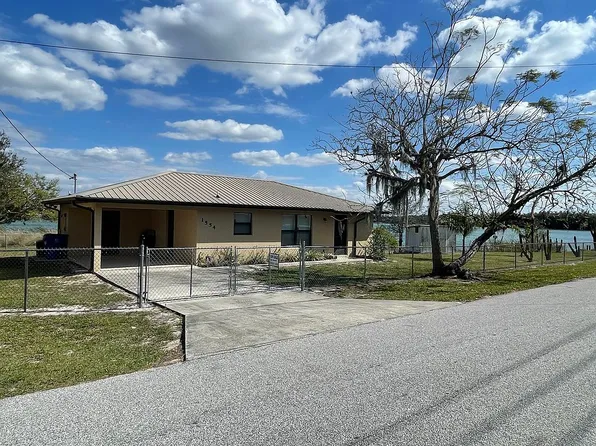 1554 N Oak Park Ave, Avon Park, FL 33825