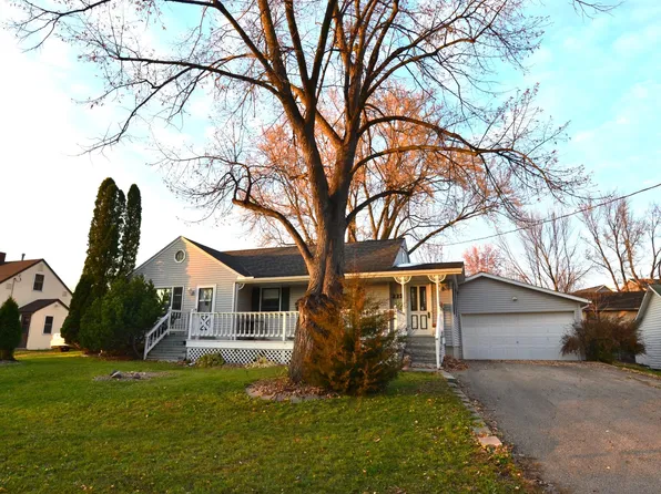212 Birch St NE, Lonsdale, MN 55046