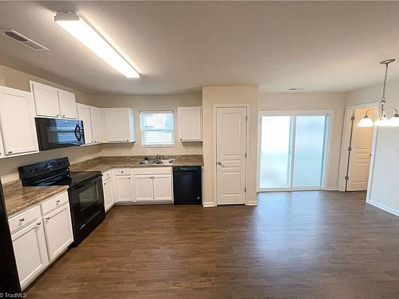 2nd image of 211 Sumter Ct