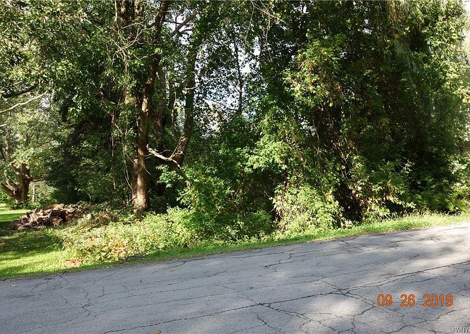 1st image of 11668 Parkwood Dr