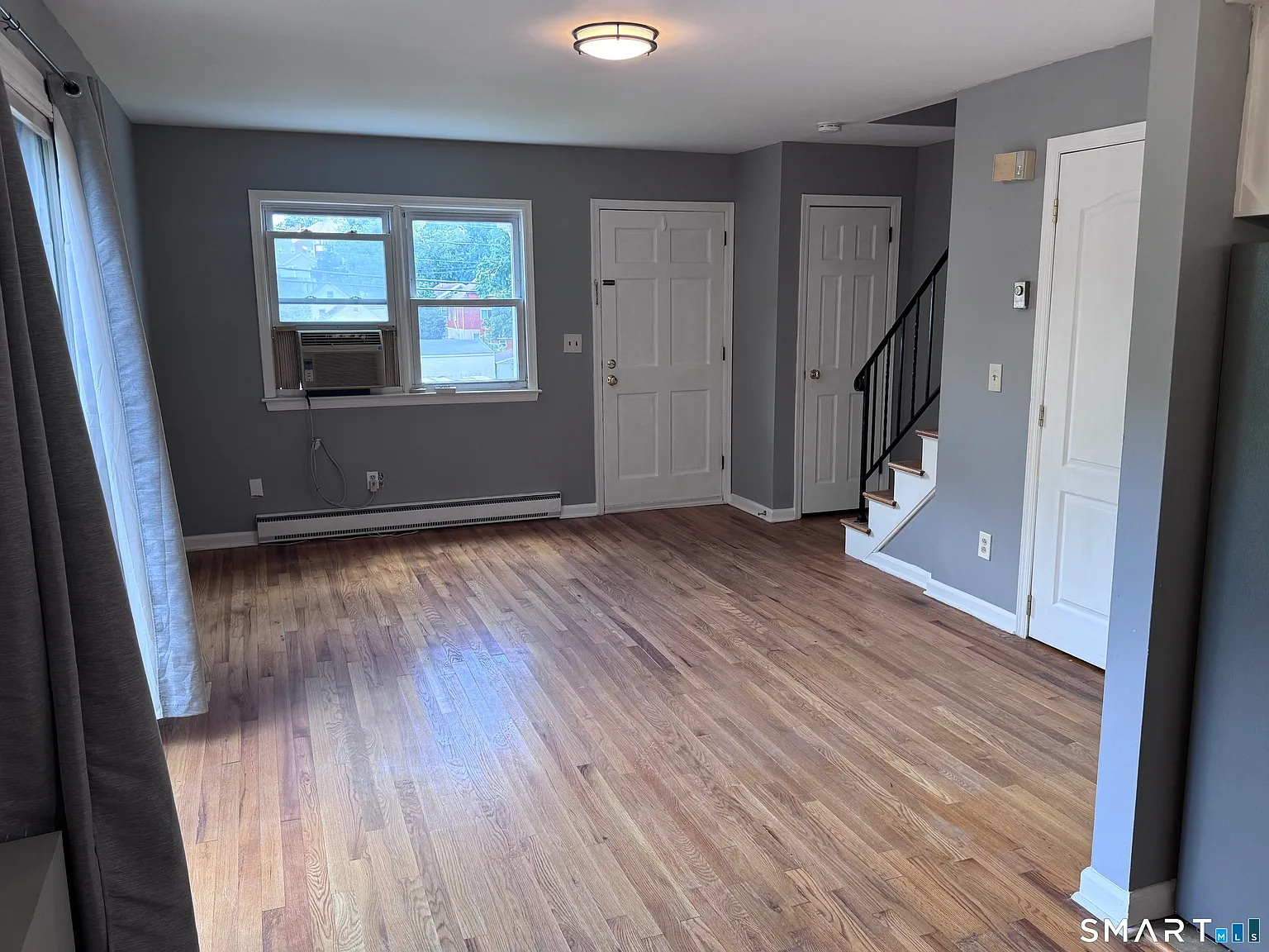 2 bed, 1.0 bath, 850 sqft, $2,995 — Photo 4
