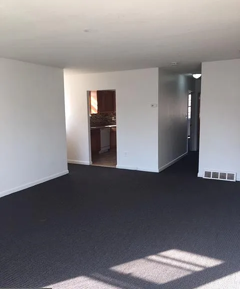 805 Selma St #1 — Photo 5