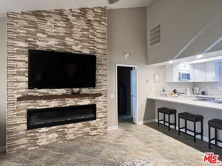 40981 Preston Trl — Photo 3
