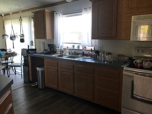 2nd image of 21455 Prather Dr