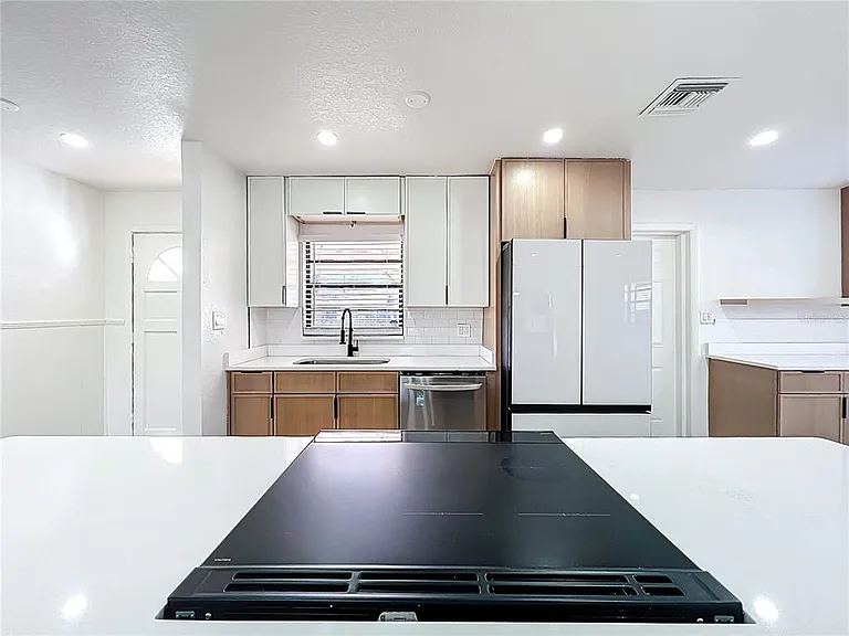 3463 Arnel Dr — Photo 7