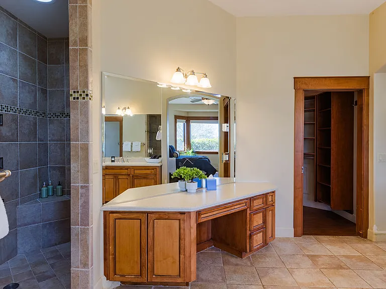 6525 Straw Ridge Rd — Photo 15