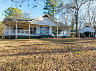 3885 Elkahatchee Rd, Alexander City, AL 35010