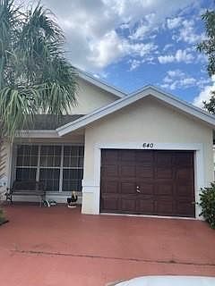 2nd image of 640 NW 207th Avenue