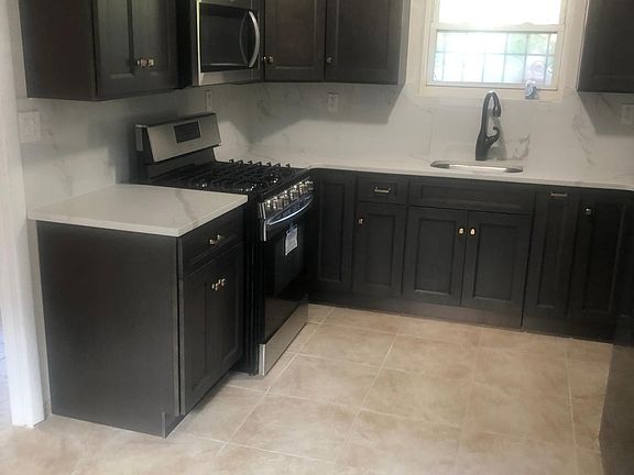 2nd image of 3575 Wilson Ave