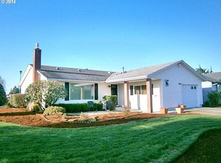 1900 W Hayes St, Woodburn, OR