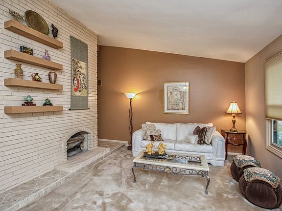 5th image of 15647 Summerridge Dr