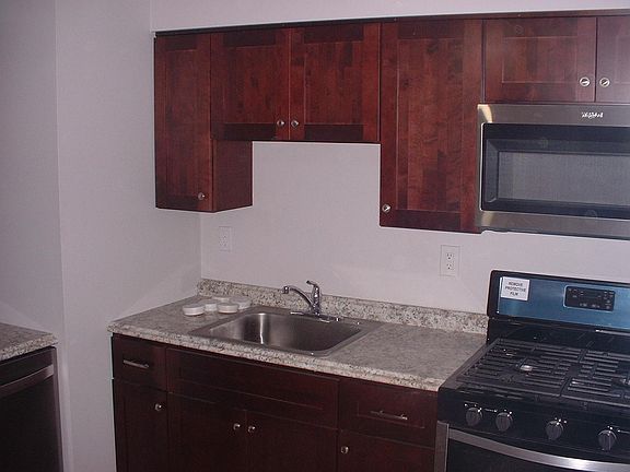 5th image of 3830 Plumstead Ave #A