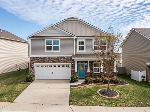 1086 Salters St, Burlington, NC 27215