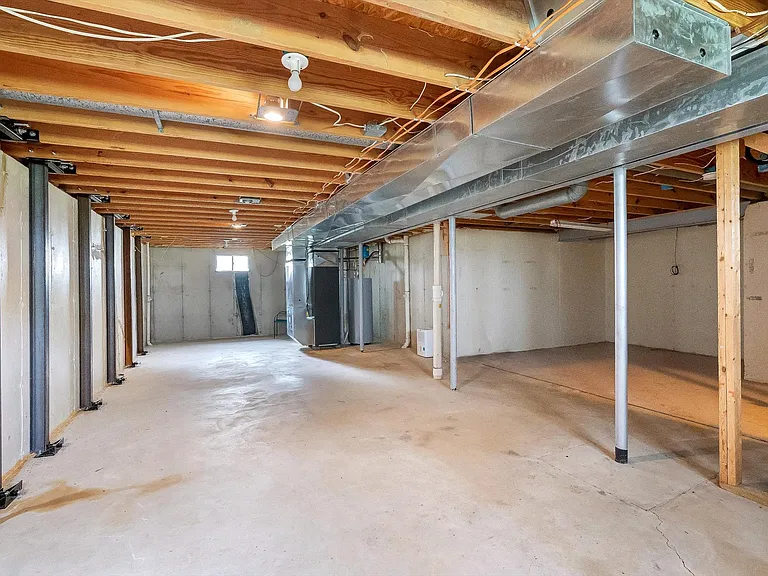 1203 Ashford Place Dr — Photo 32
