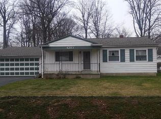 4283 Carmanwood Dr, Flint, MI 48507