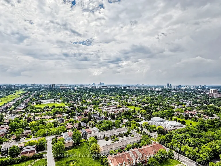 5858 Yonge St #LPH25 — Photo 23