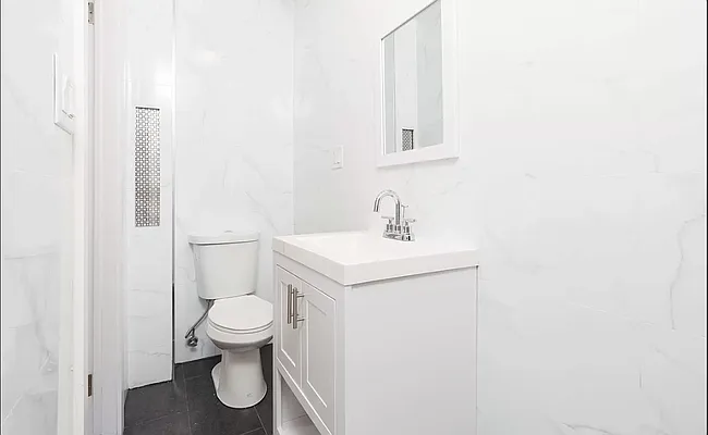 Rented by Compass | media 14