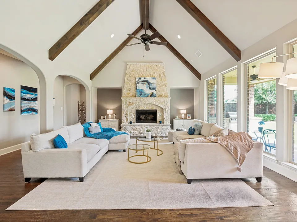 3011 Haywick Colony