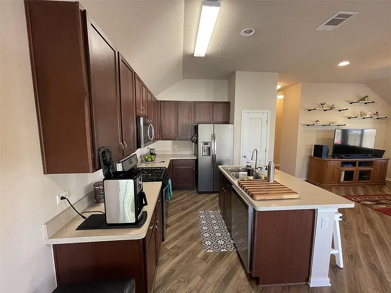 108 Lasino Dr — Photo 6
