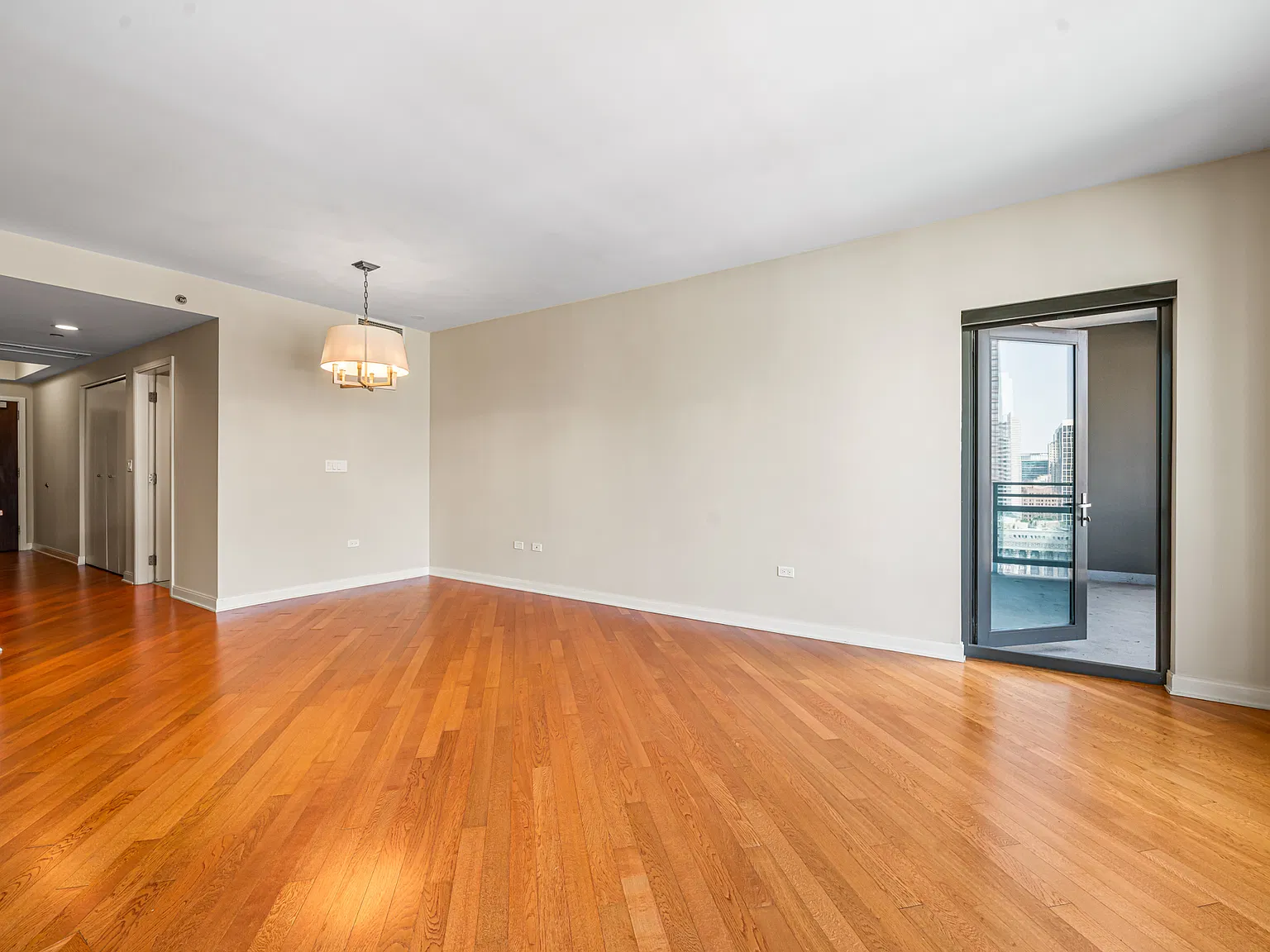 3 bed, 1653 sqft, $4,750 — Photo 4