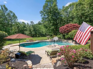 9 Forest Glen Dr, Chester Springs, PA 19425