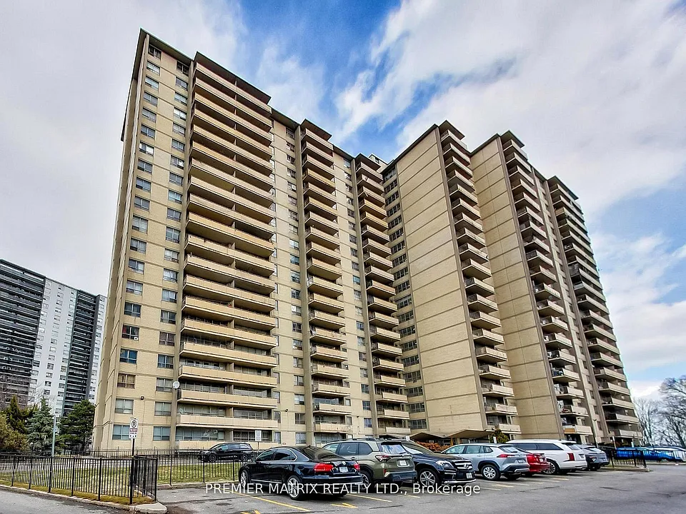 65 Thorncliffe Park Dr #907