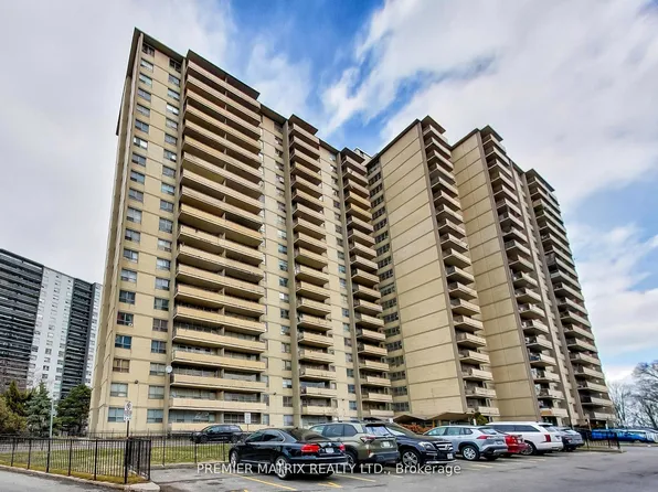 65 Thorncliffe Park Dr, Toronto, ON