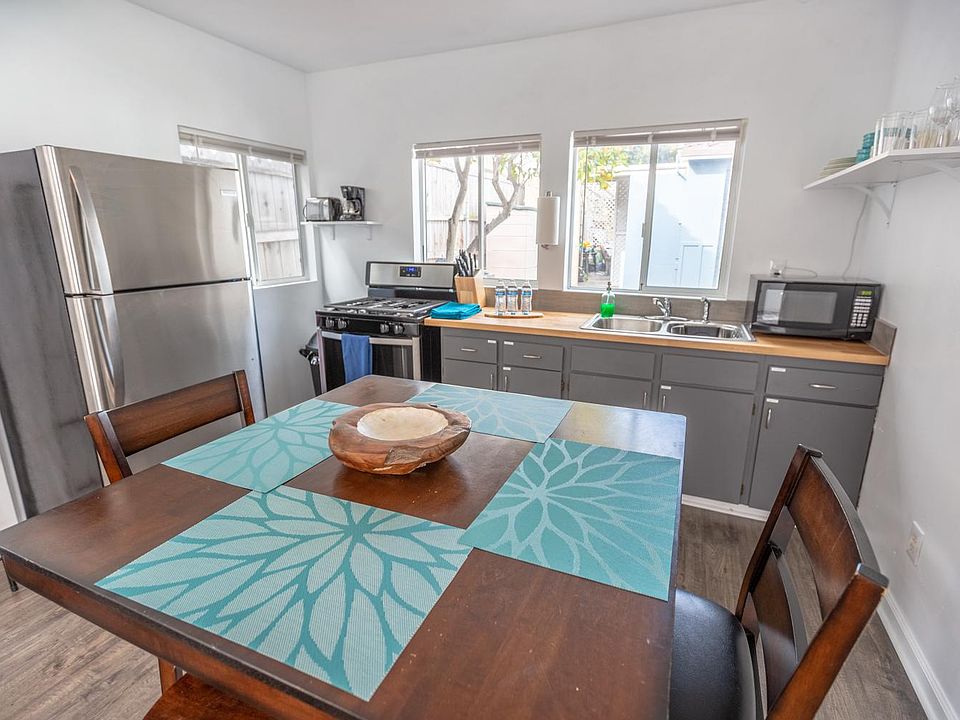 1st image of 3747 Promontory St