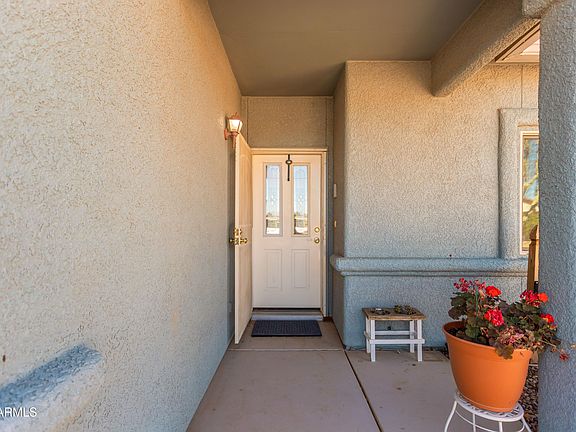 3rd image of 638 E Birch Street