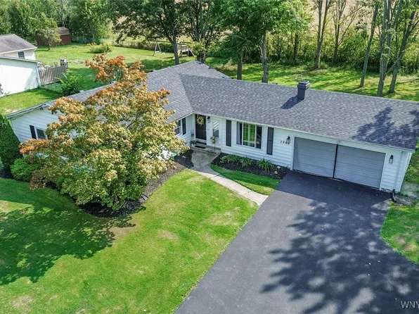 3886 Loveland Rd, North Tonawanda, NY 14120