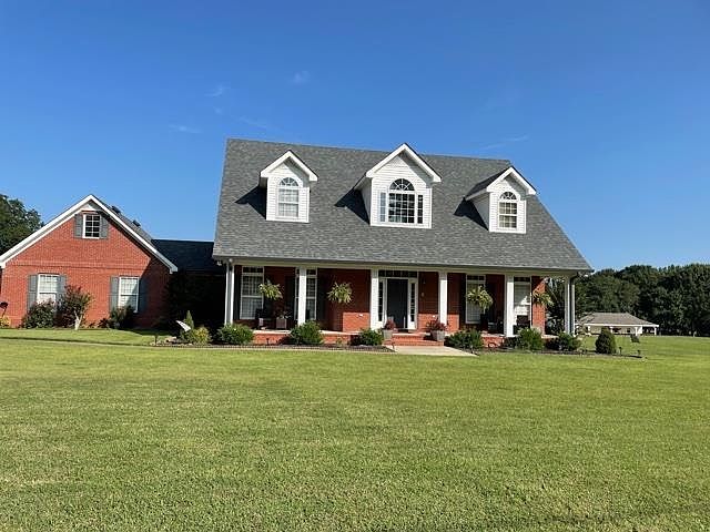 1st image of 7703 Lakewood Dr