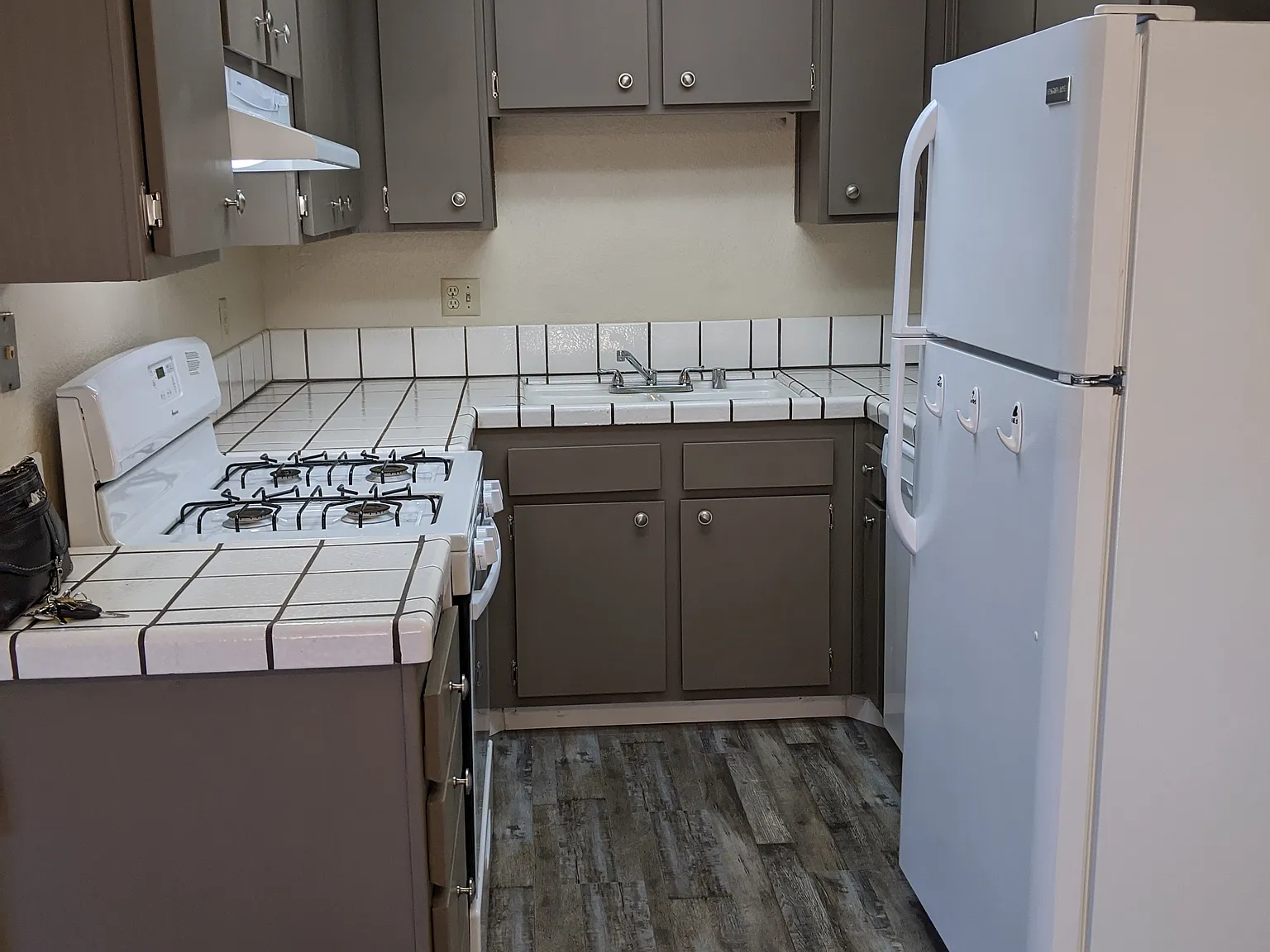 4 bed, 2.5 bath, 1400 sqft, $2,950 — Photo 4