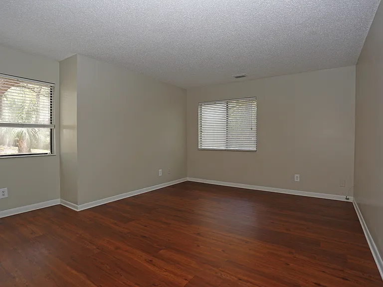 Guest Bedroom Pearl B or Jade D