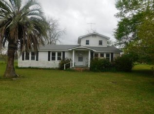 123 E Maple St, Sale City, GA 31784