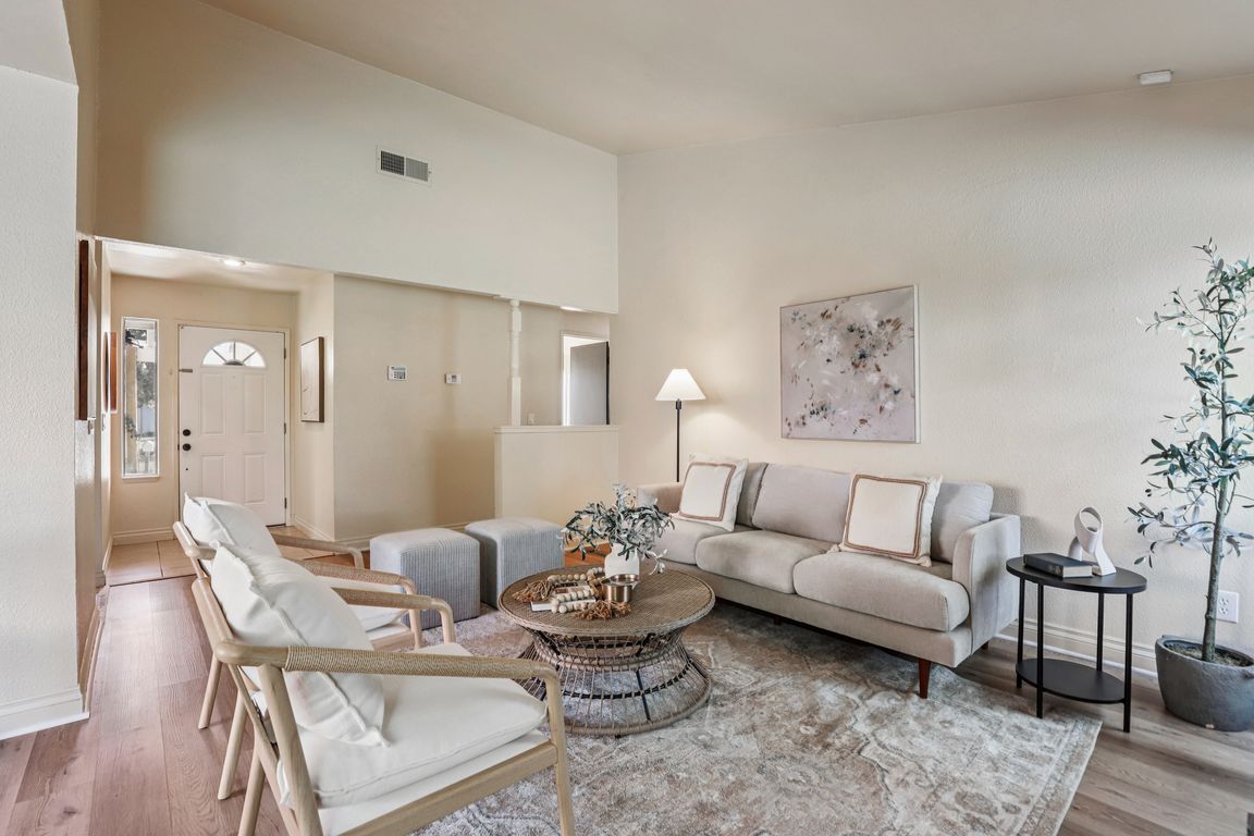 next background image