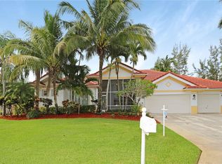 3190 Fairways Dr, Homestead, FL 33035