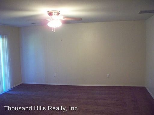2nd image of 418 Woodland Dr E