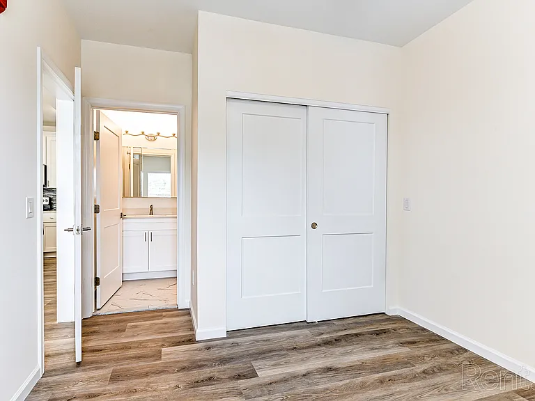 Matthew Manor — Photo 10