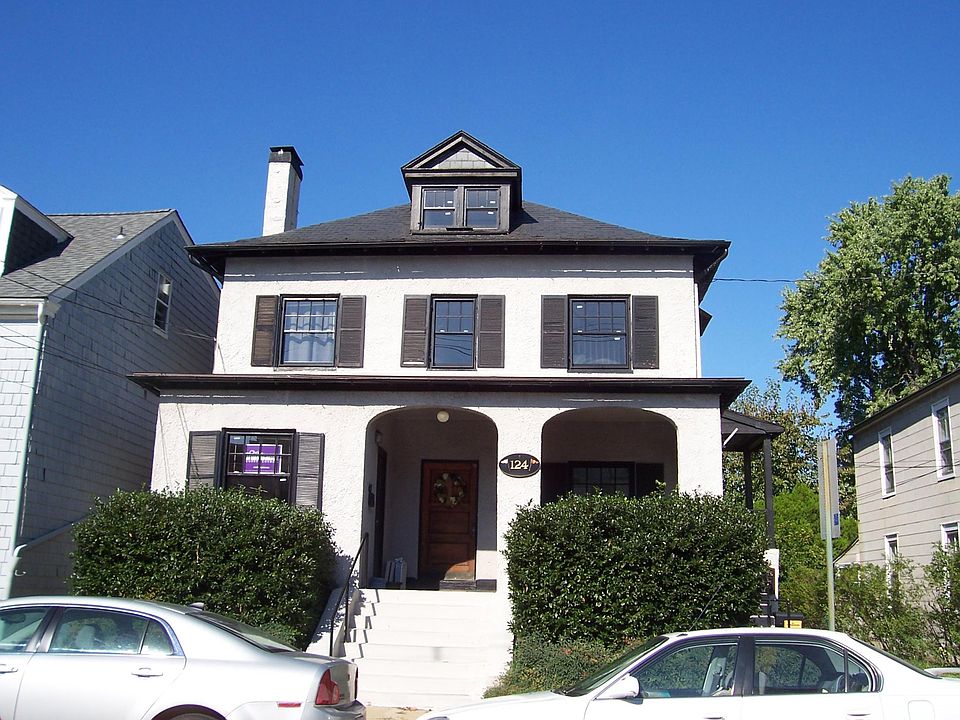 This is the front of the building.