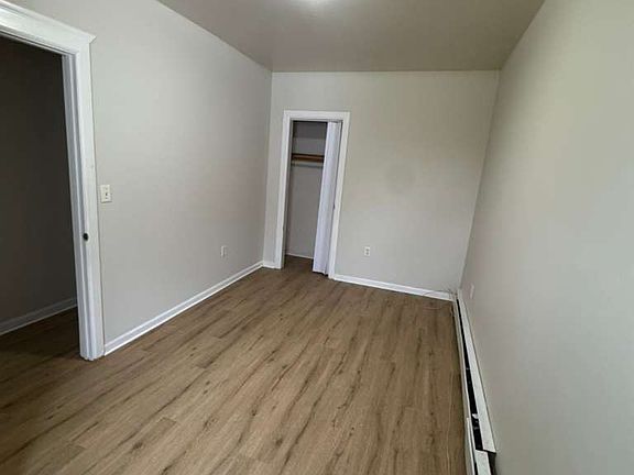 4th image of 241 N Warren St #1