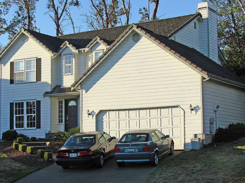 1st image of 4825 Osprey Dr NE