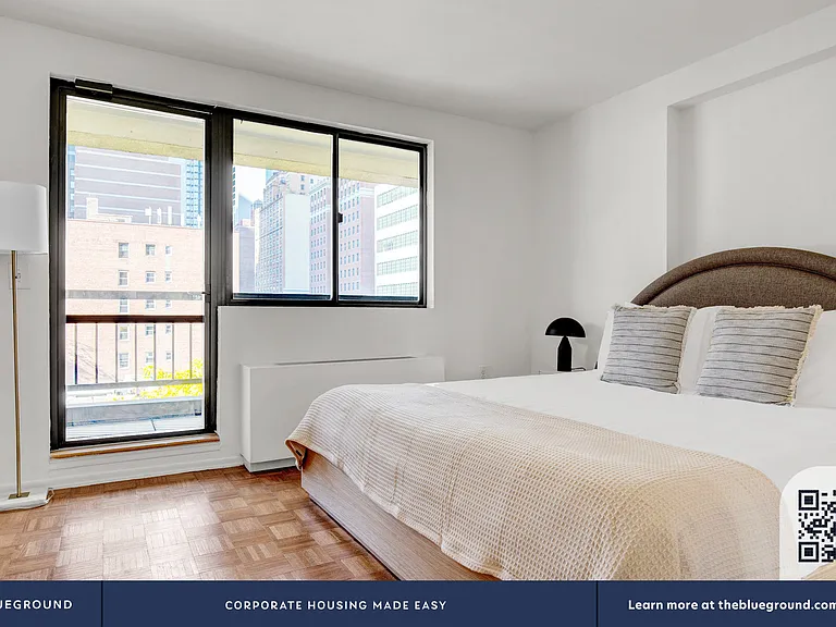 360 W 34th St #Townhouse 10 — Photo 10