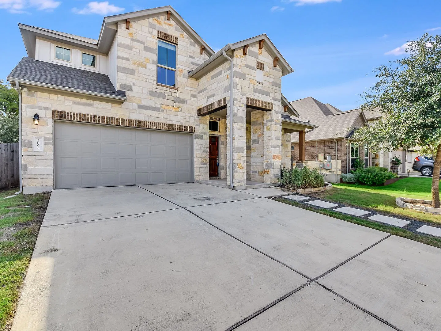 2005 Garretts Way, Manchaca, Texas 78652 — Photo 2