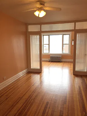 Rented by Metroline Realty | media 20