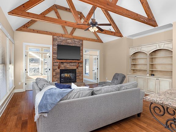 2nd image of 104 Eagle Trace Rd