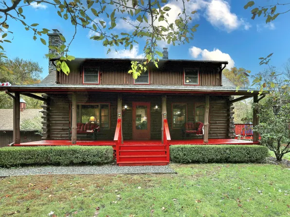 89 Norwich Salem Turnpike, Montville, CT 06370