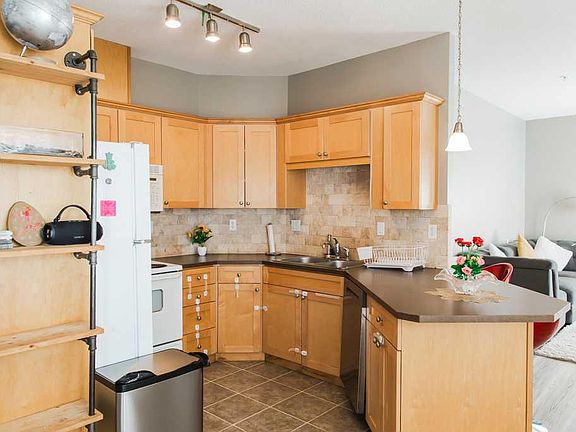 5th image of 9225 E Lakeland Dr #203